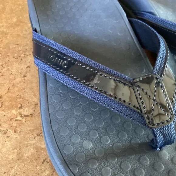 Vionic Tide Size 7 Navy Blue Women's Flip Flops Sandals Arch Support - Picture 5 of 7